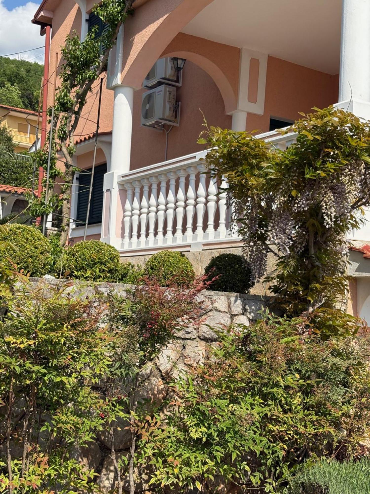 Bed And Breakfast Villa Iris Mošćenička Draga Zewnętrze zdjęcie